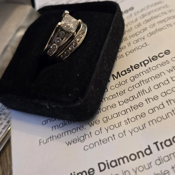 Bridal / Wedding Ring Set - 3 carats authentic, natural diamonds - Picture 4 of 9